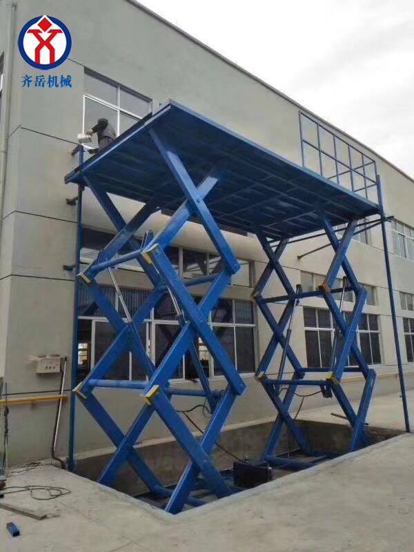雙跨式液壓升降（jiàng）機